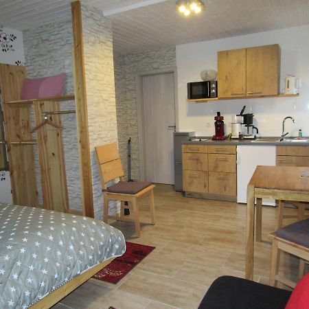 Ferienapartments Am Dorfplatz Langscheid  Esterno foto